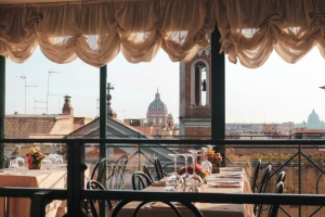 Pujadas i Marti. Disseny de cortines per a restaurants