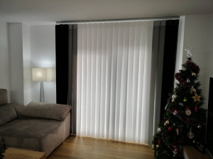 Cortines en un pis de Montmelò