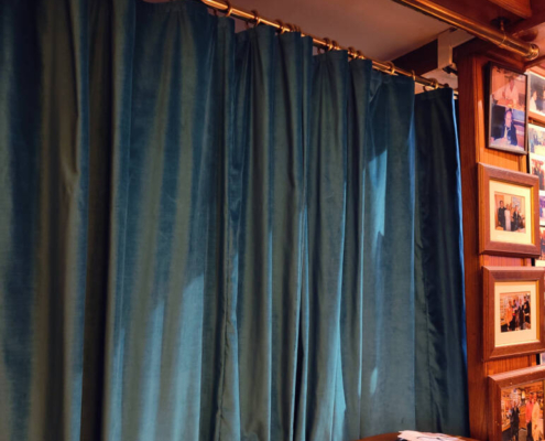 cortina vellut color turquesa