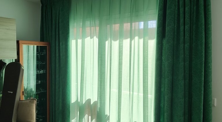 Últimes Instal·lacions de cortines tradicionals Pujadas i Marti